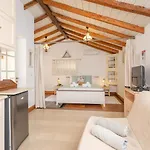 Millers Large Private Pool Ac Wifi Vila *