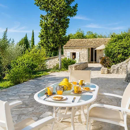 Millers Large Private Pool Ac Wifi Villa