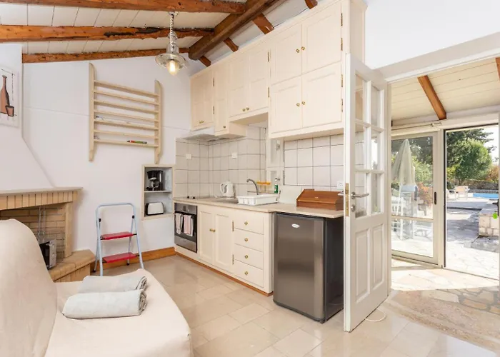 Villa Millers Large Private Pool Ac Wifi *